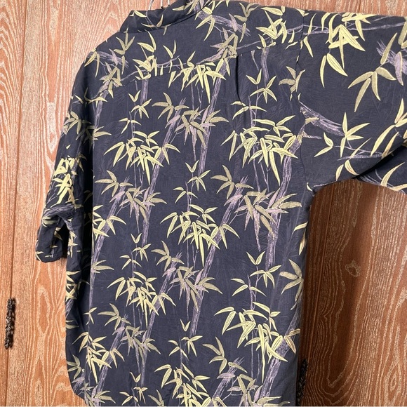 Tommy Bahama Hawaiian Shirt Men's XXL Black Green Floral Bamboo Print Silk Camp - Picture 11 of 11